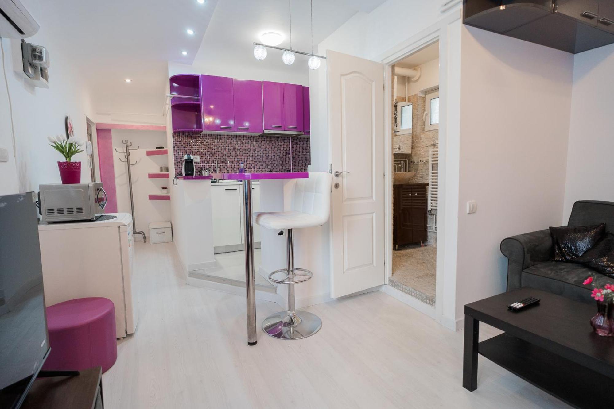 Ultra Central White & Lila Studio بوخارست المظهر الخارجي الصورة